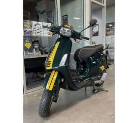 2021 Vespa Sprint 150 Racing Sixties