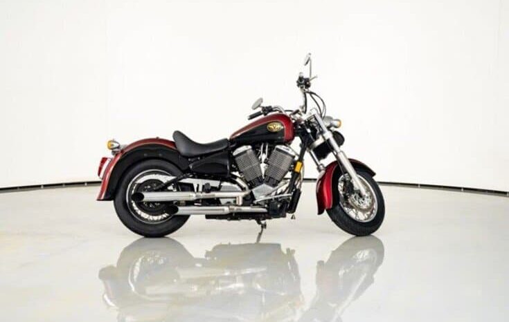 1999 Victory V92C