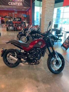 2021 Benelli Leoncino