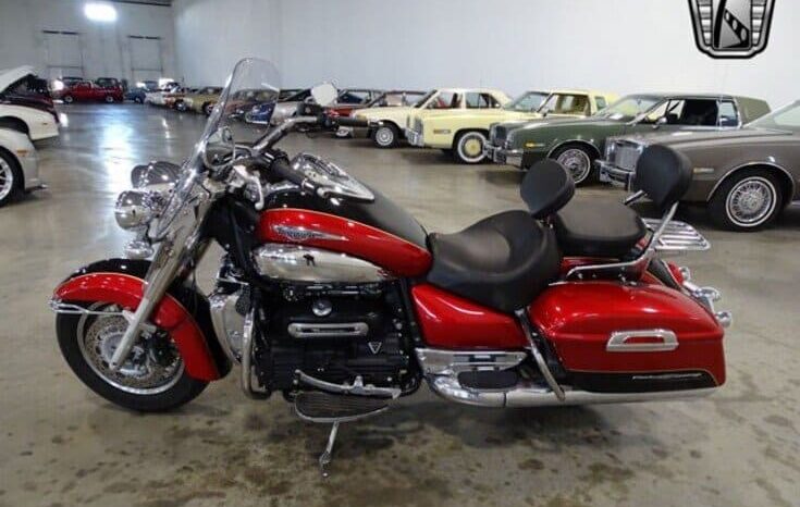 
								2015 Triumph Rocket III Touring full									