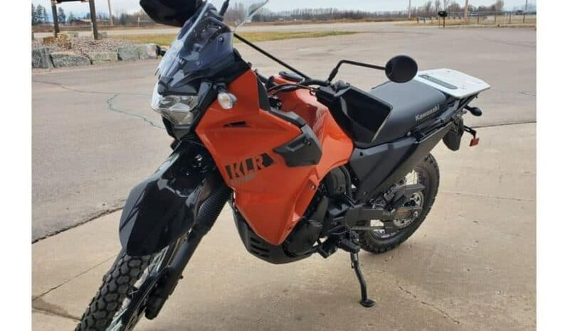 
								2022 Kawasaki KLR650 full									