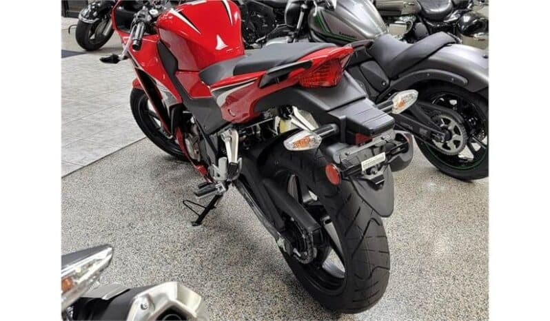 
								2021 Honda CBR300R ABS (CBR300RA) full									