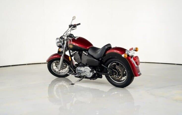 
								1999 Victory V92C full									
